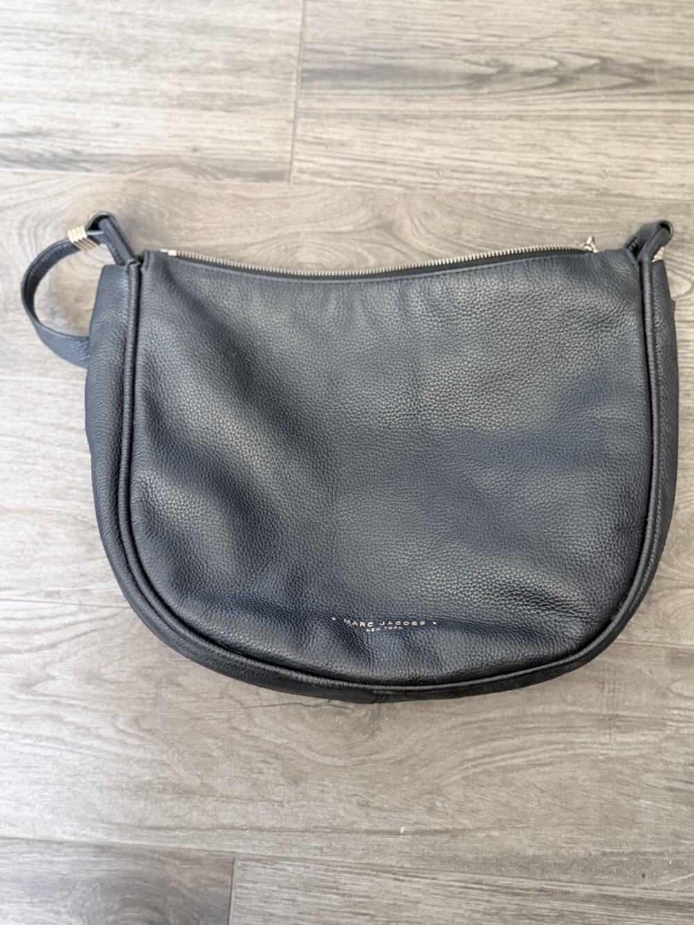 Authentic Mark Jacob Black Hobo Leather Purse Shoulder Bag Gold Hardware
